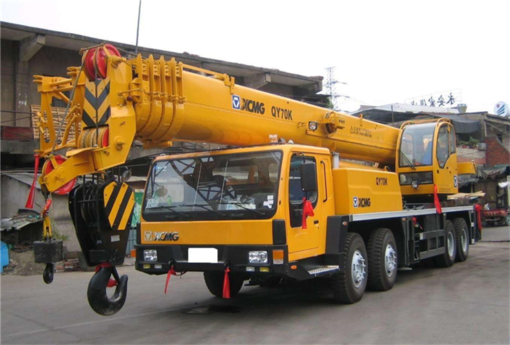 巴南区吊车出租选择重点